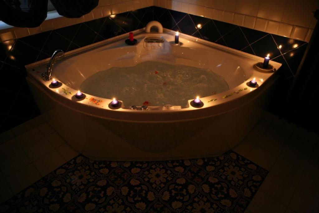 Regis Resort & Wellness - Housity