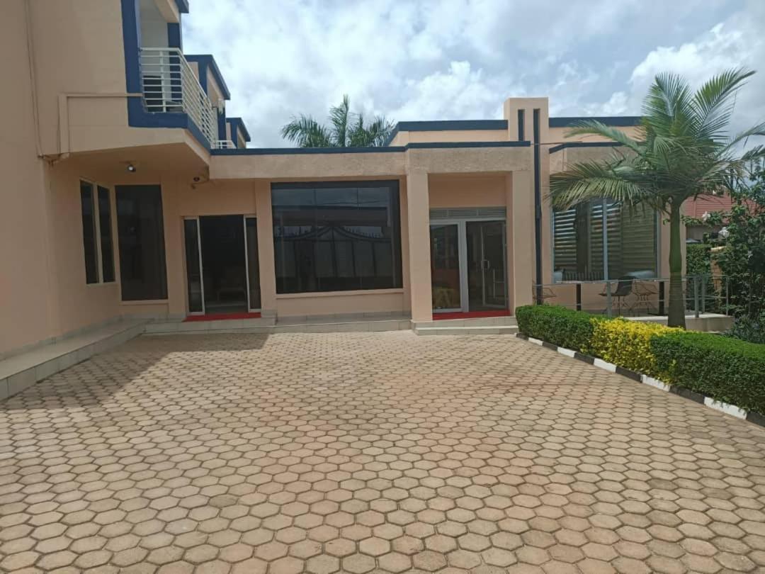 Ikaze B&B - Housity