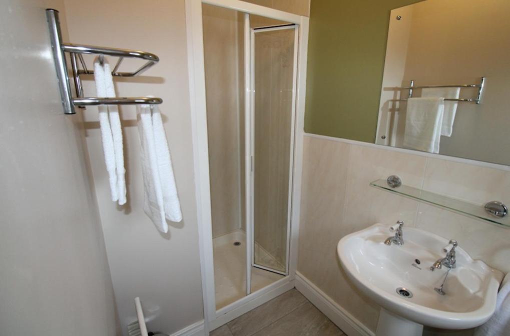 Beulah Guest House - Housity