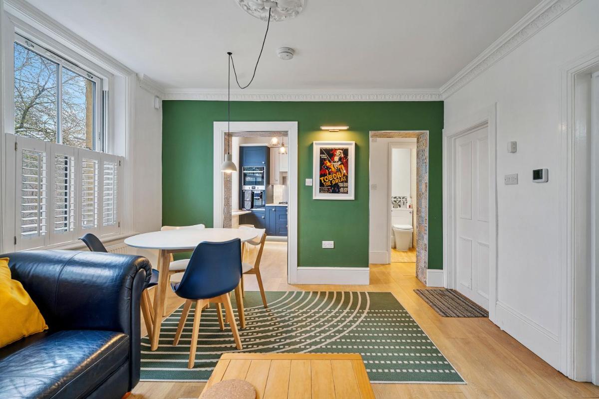 Finest Retreats - Hill Rise - Housity