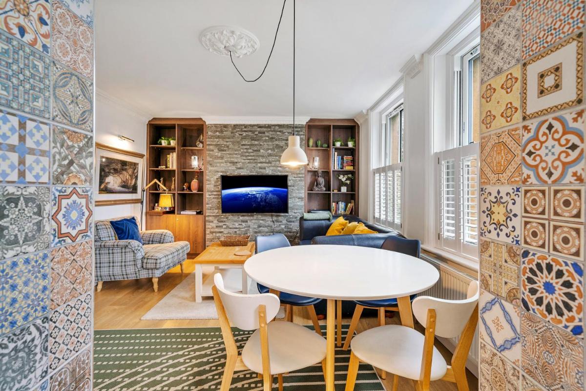 Finest Retreats - Hill Rise - Housity