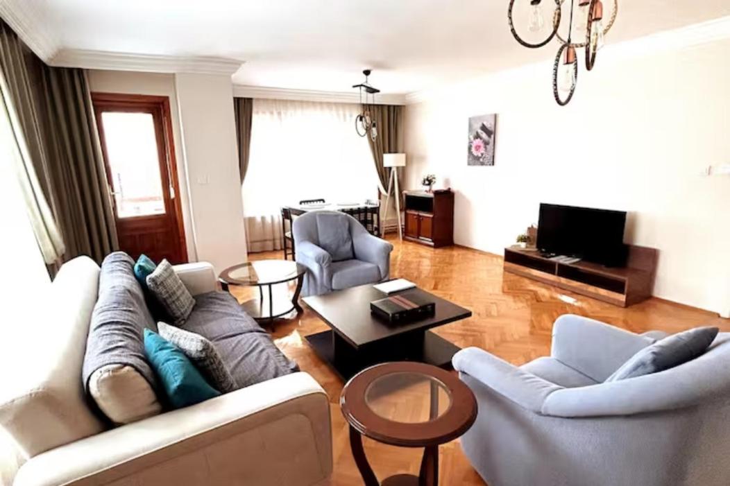Suitetrails - A large, comfortable flat in the best area of Ankara, Turkey