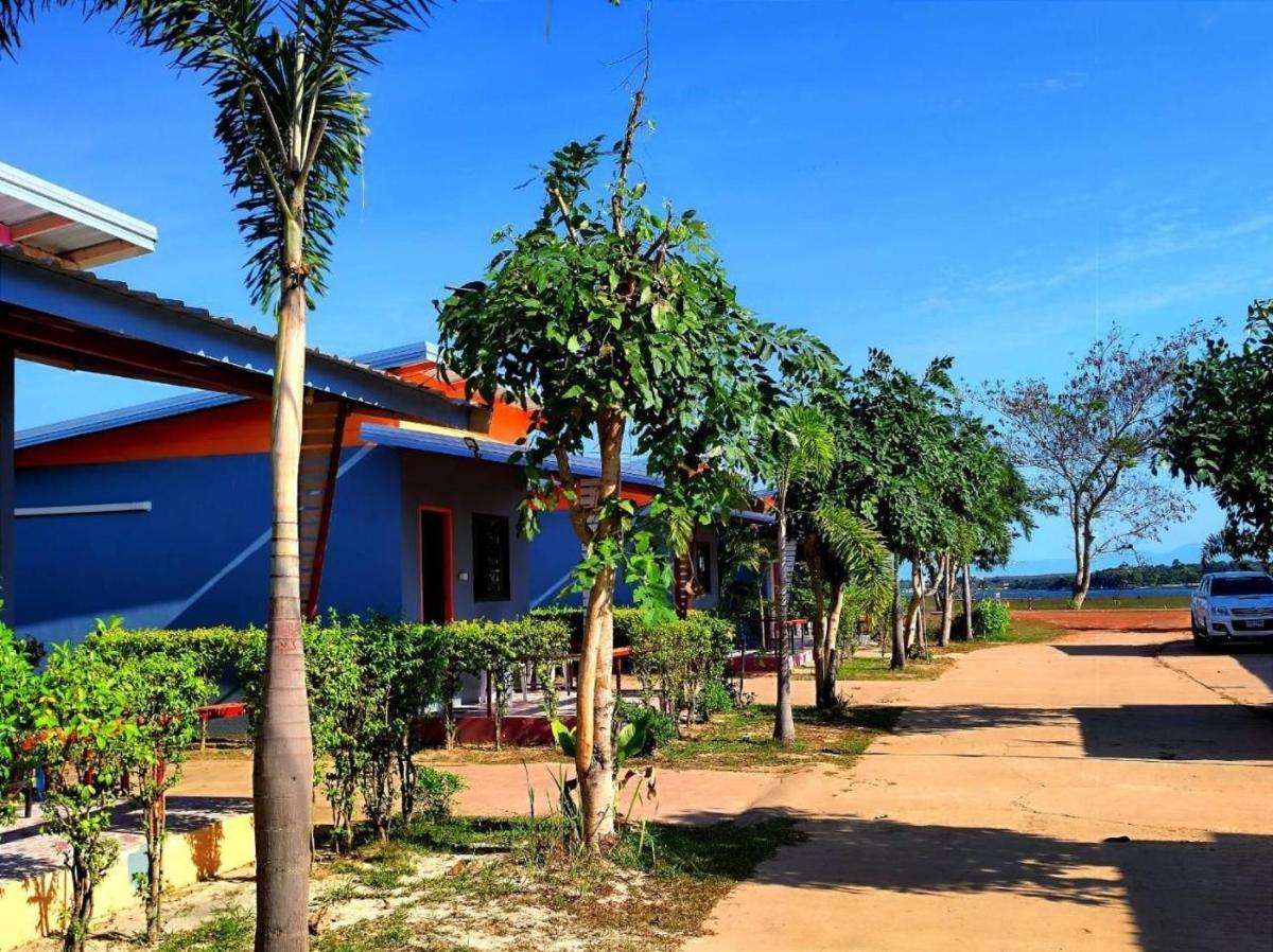 Suitetrails - บ้านทุ่ง เคียงบึง รีสอร์ท