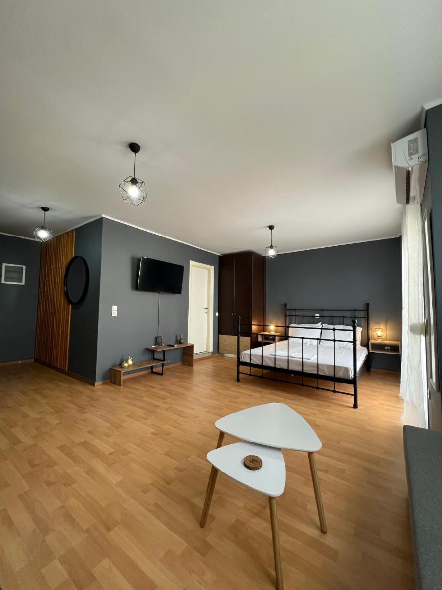 Suitetrails - Vasiliki Apartments
