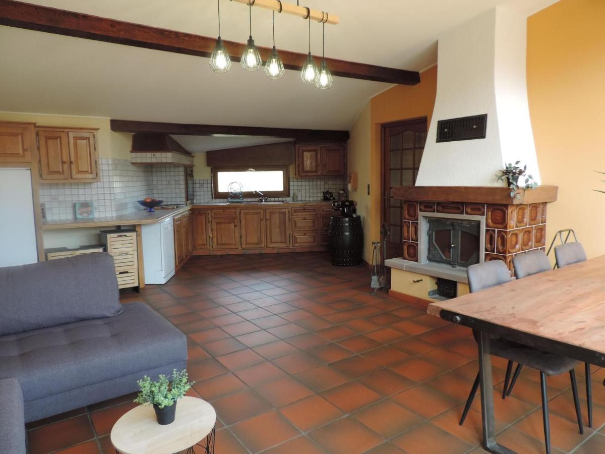 Charming holiday home in the heart of the Ardèche - Housity