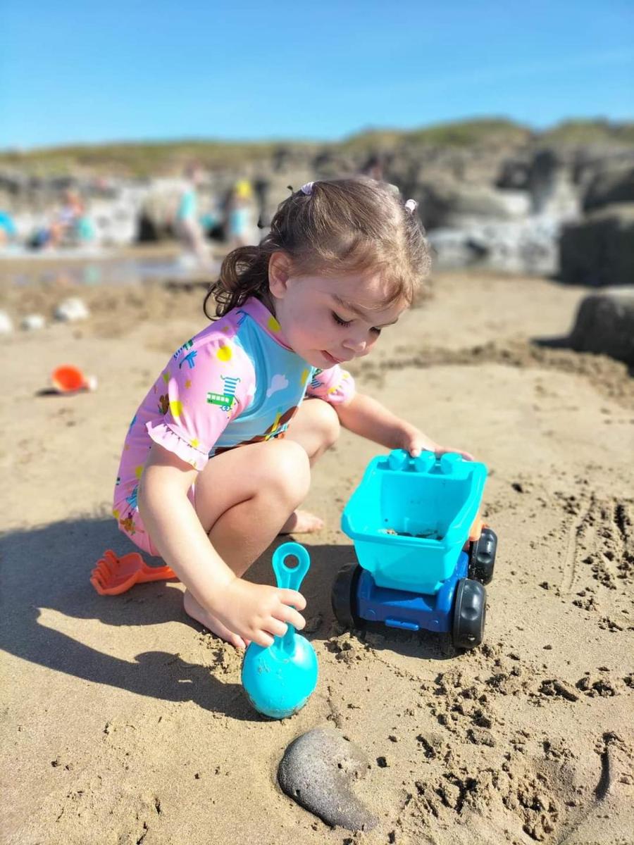 Stunning Sea View Two Bed Two Bathroom Apartment - Housity