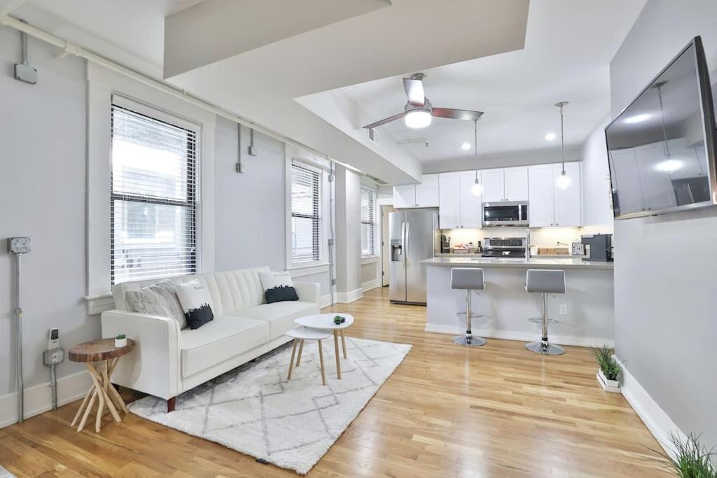 **NEW RADiant Stay in the Thrust of OTR* w/Parking - Housity