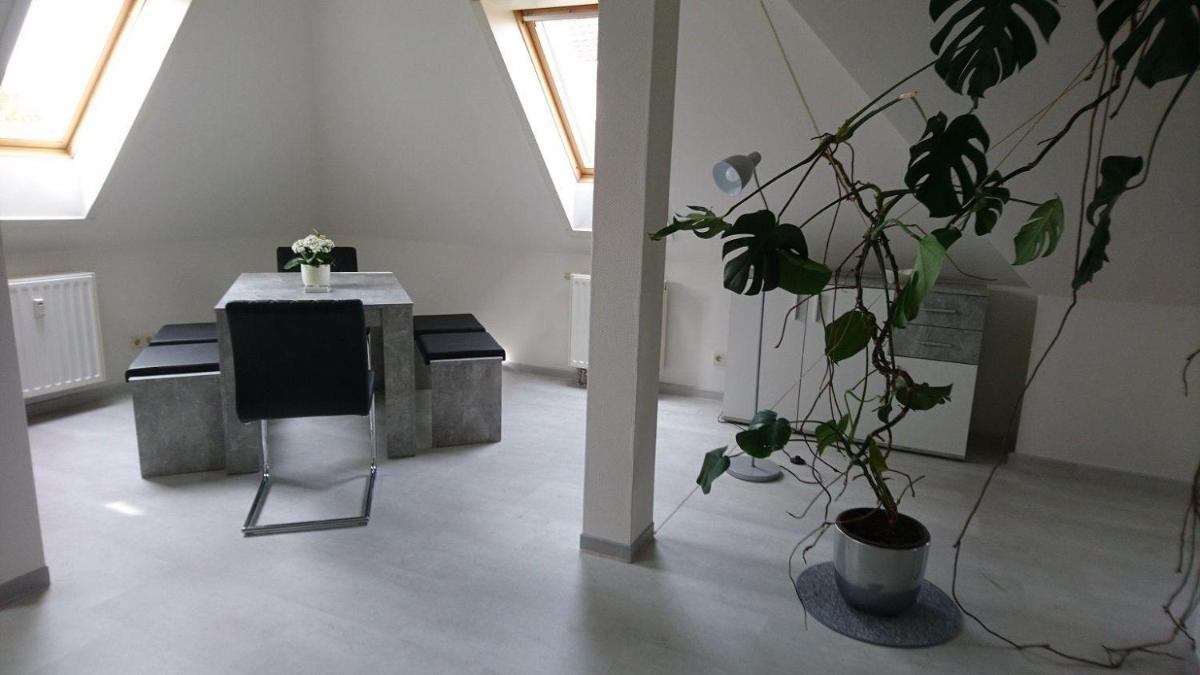 Suitetrails - Ferienapartment-Loebau-Stadt-und-Messenah