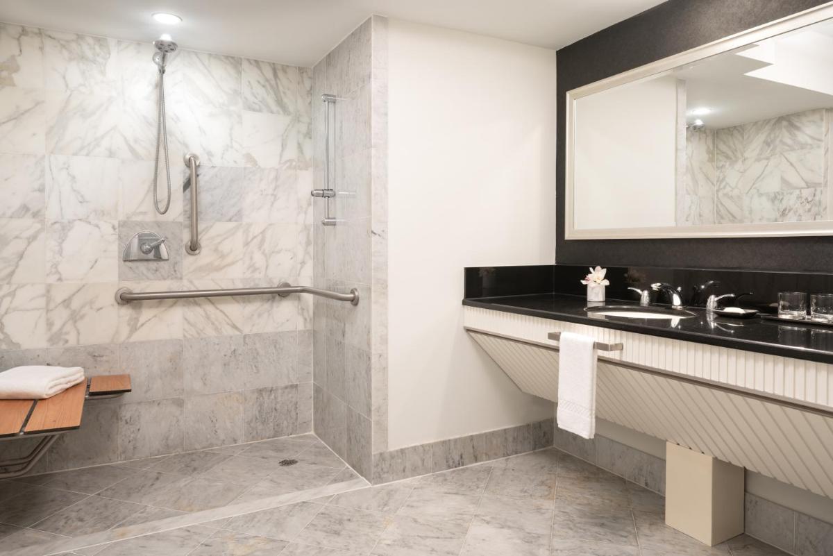 The Ritz-Carlton, South Beach - Housity