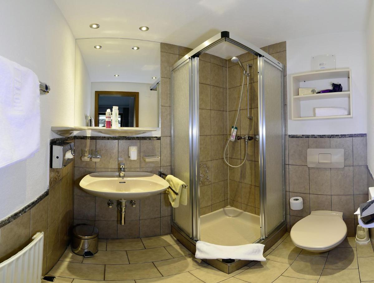 Hotel Maximilian - Housity