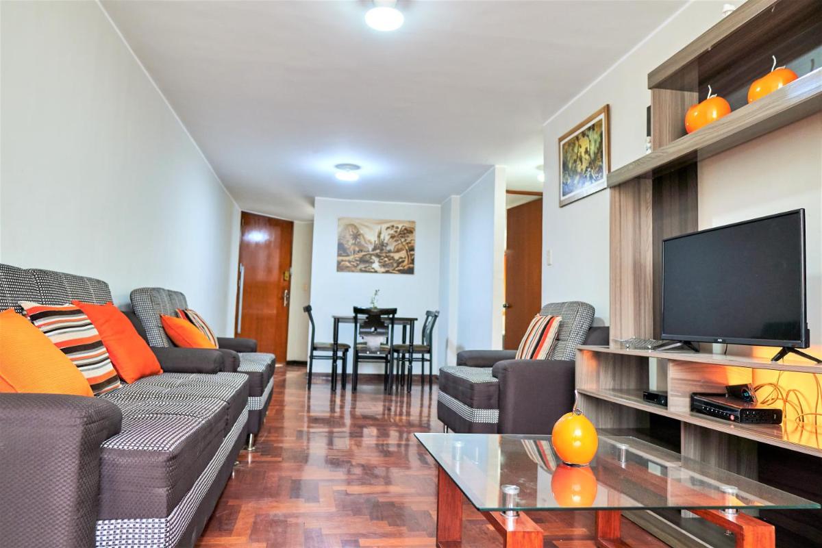 Eral Apartments Santa Catalina - Housity