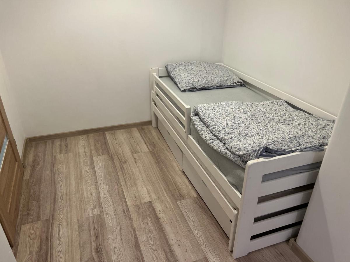 Apartament 3 pokojowy z parkingiem - Housity
