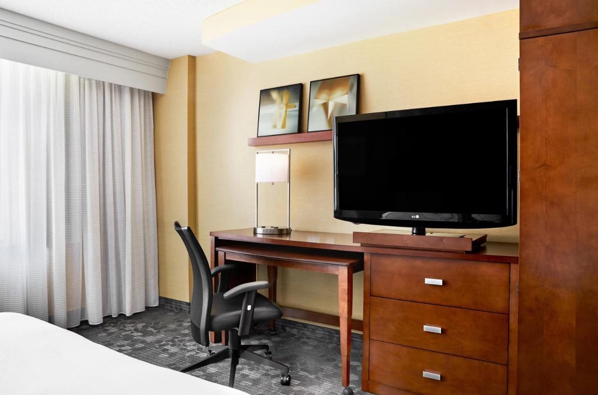 Courtyard by Marriott Jackson - Housity
