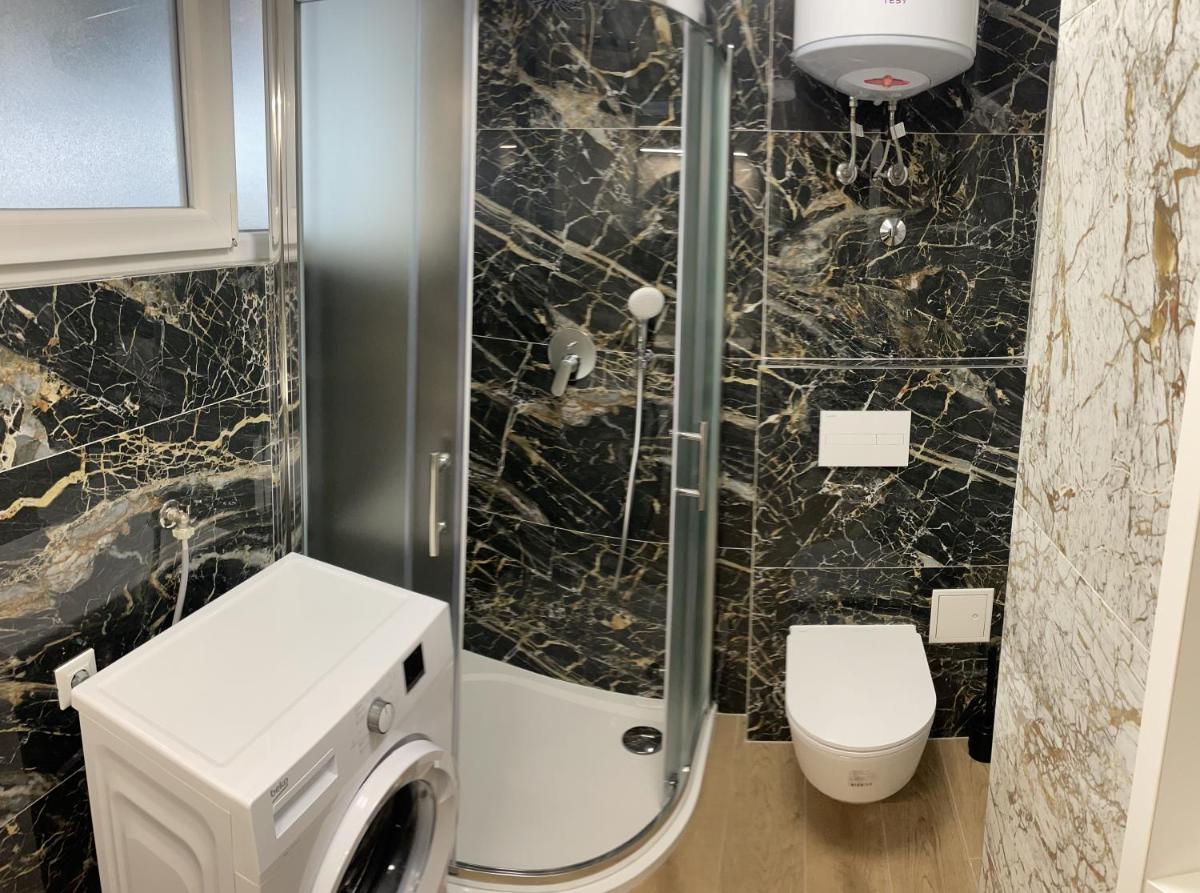 Town Center Apartments - Housity