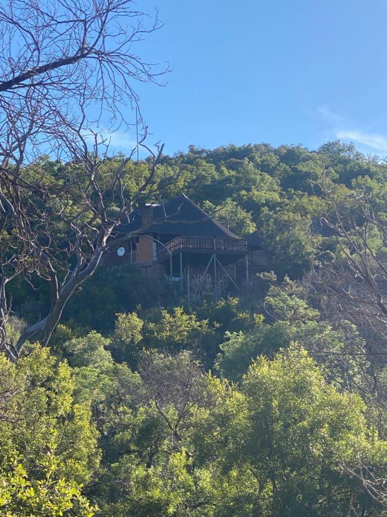 Tswene Lodge Mabalingwe - Housity