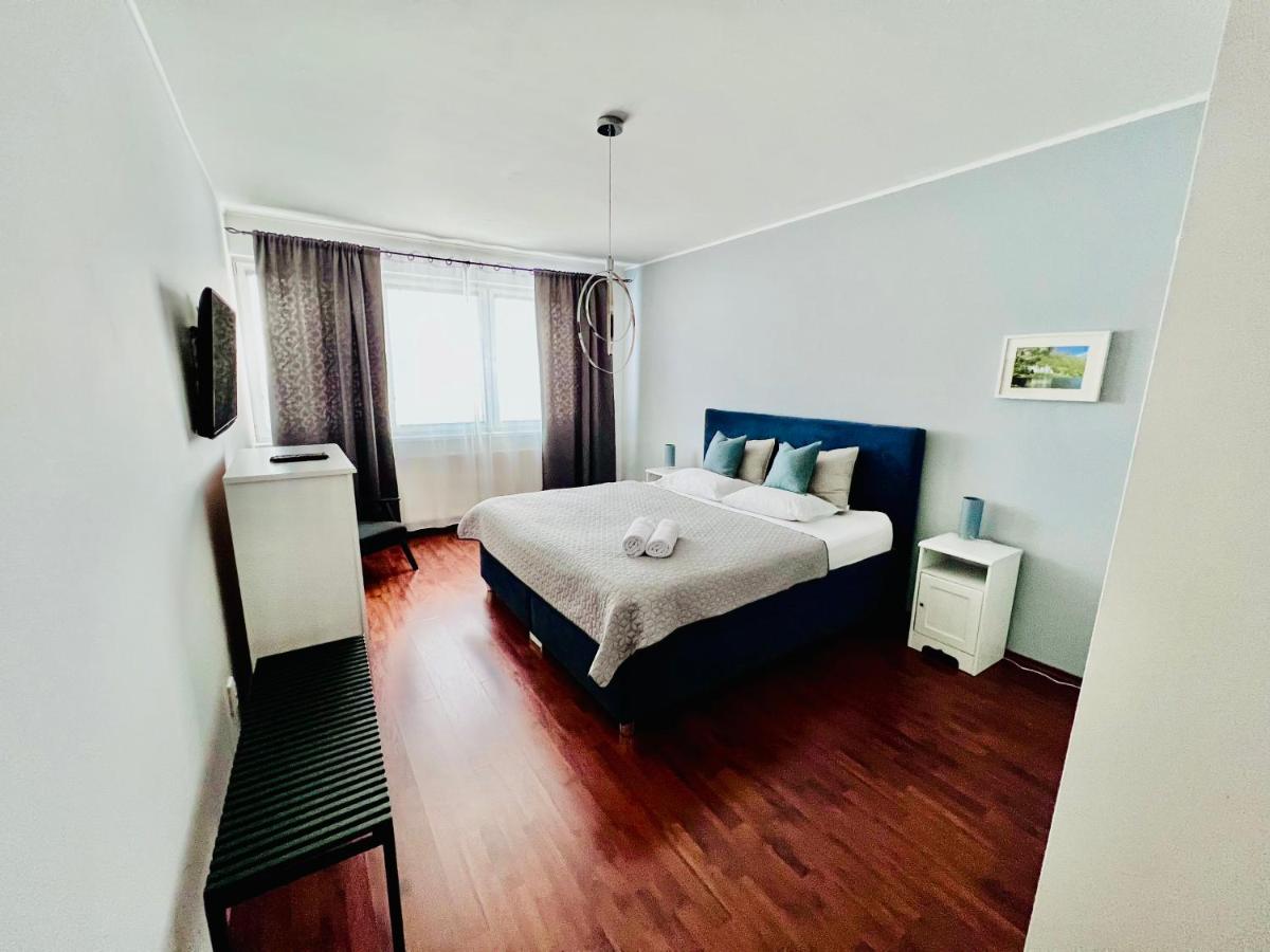 City View Luxury Apartment - Housity