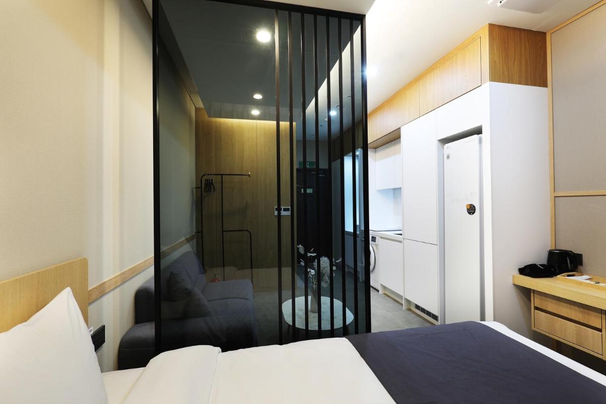 Suitetrails - The Stay Classic Hotel Myeongdong