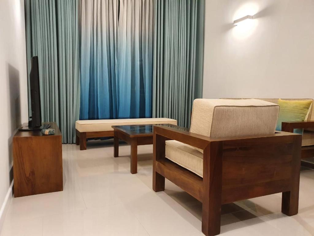 Hasara Oceanfront Apartments - Housity