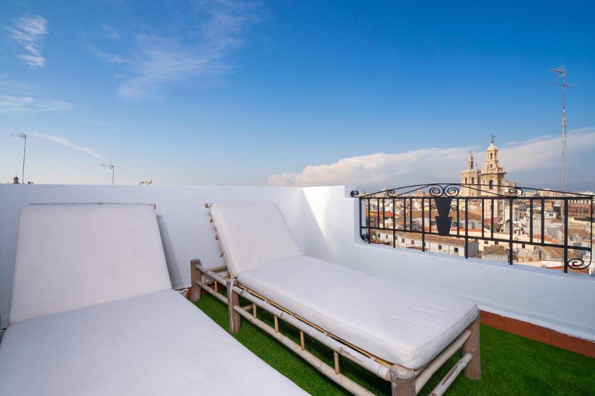 Valencia Luxury - Boutique Market - Housity