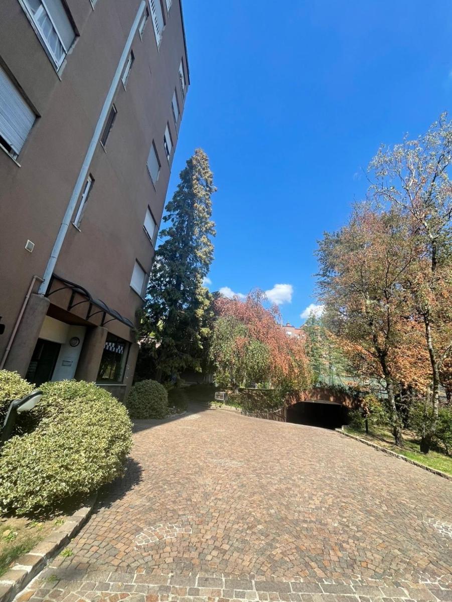 Lovely apartment in Gallarate - Housity