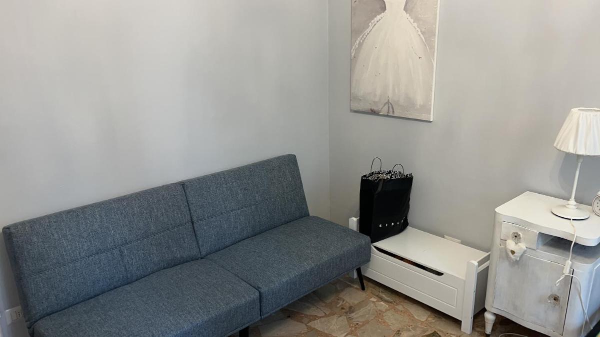 MISS POLLY Suite - Housity