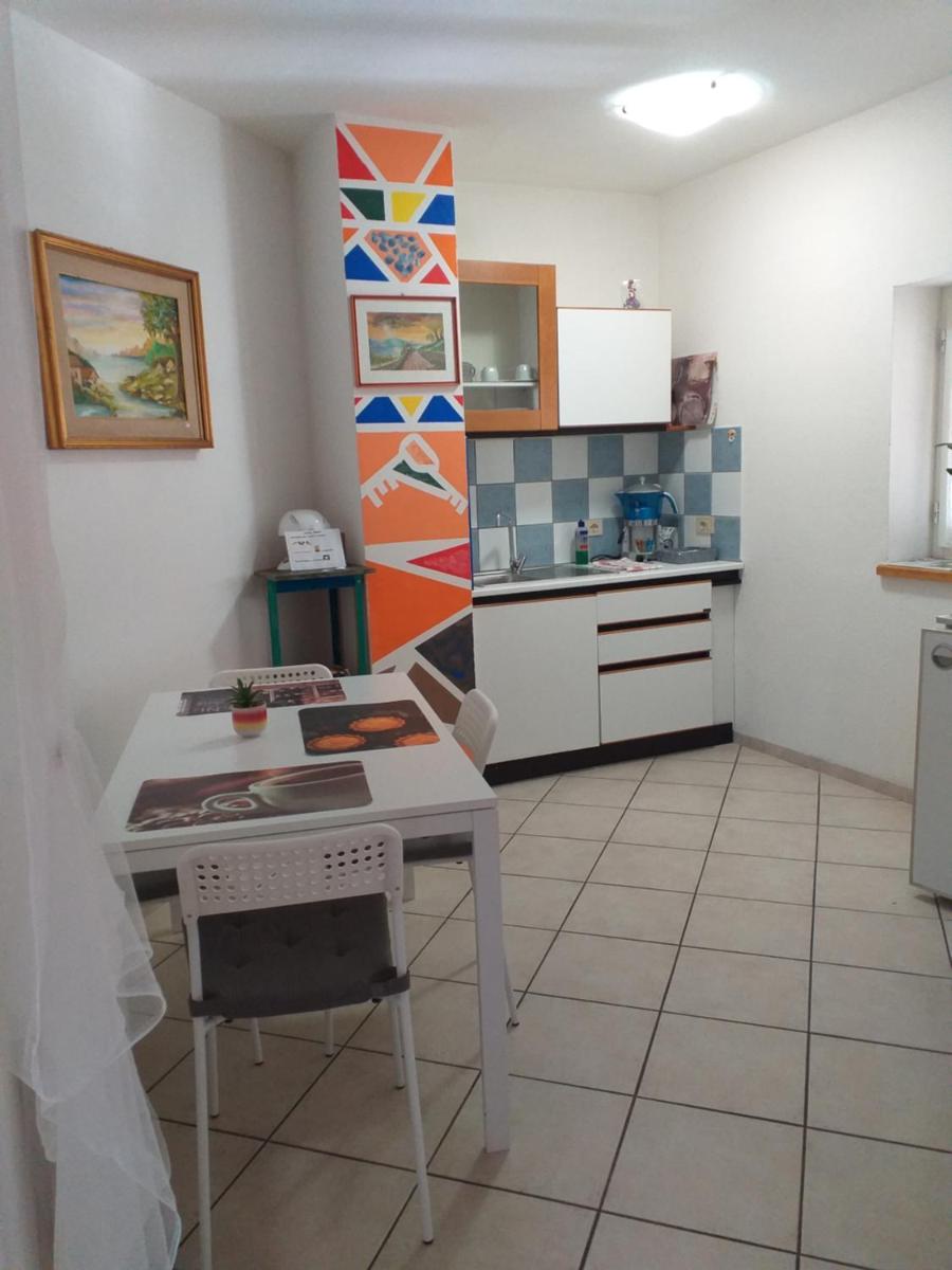 B&B Las Vegan - Housity