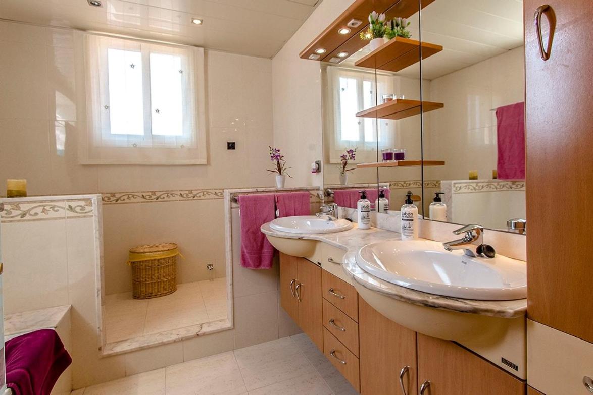 Catalunya Casas Magical Costa Dorada Decadence only 2km to beach! - Housity