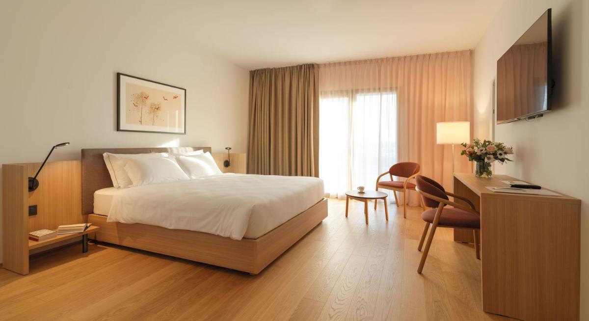Le Fucine Hotel - Housity
