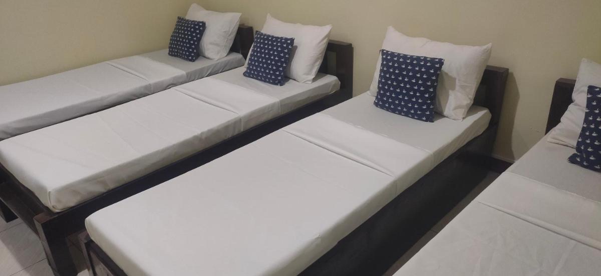 Fiesta Ballroom Hotel - Housity