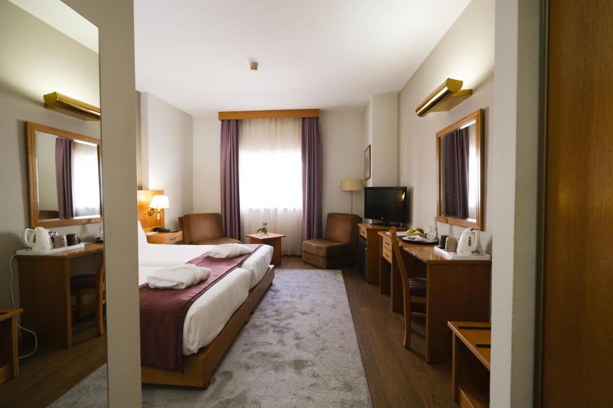 Hotel Rainha D. Amélia, Arts & Leisure - Housity
