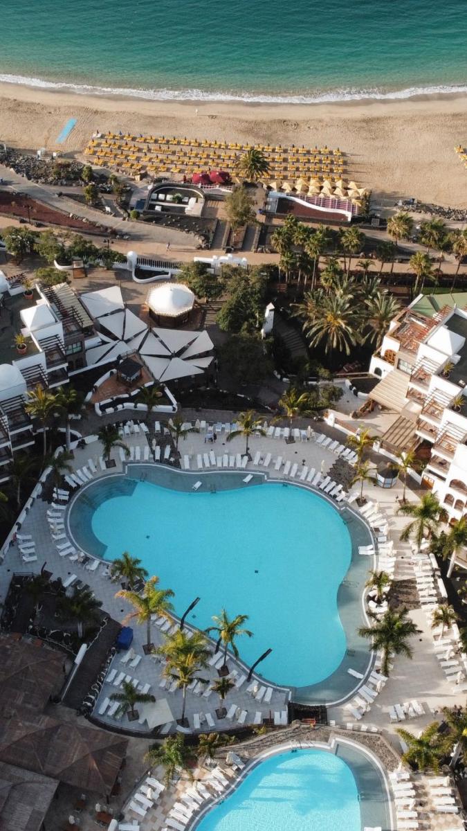 Piscina en o cerca de Princesa Yaiza Suite Hotel Resort