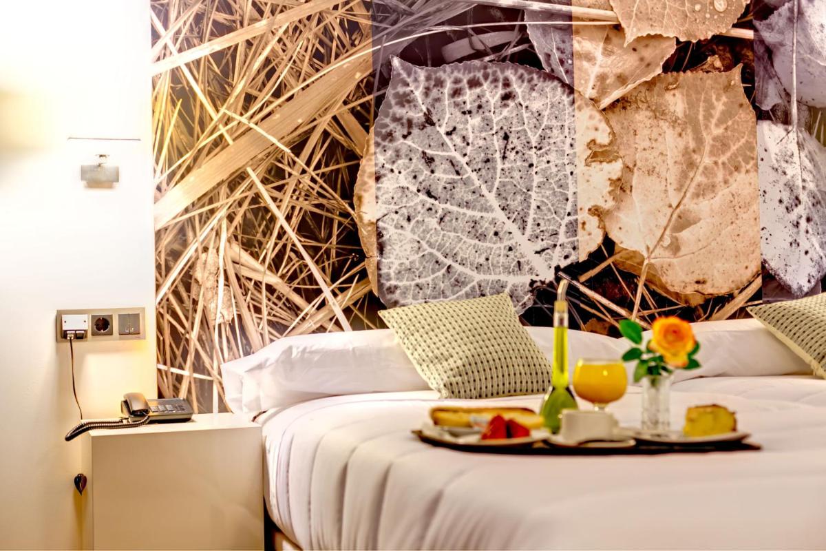 Hotel Las Terrazas & Suite - Housity