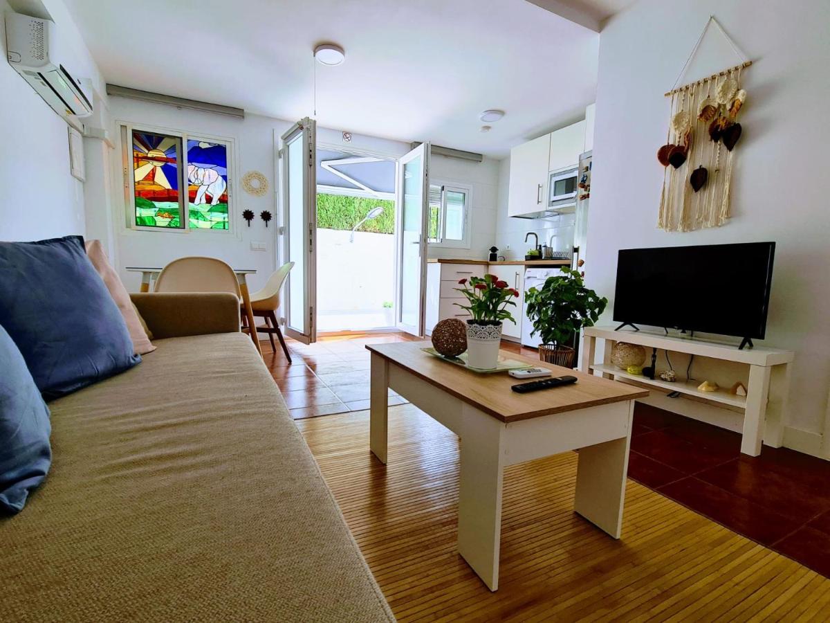 VILLA PITATO Nuevo, cerca de la Playa, Parking en la puerta del alojamiento - Housity