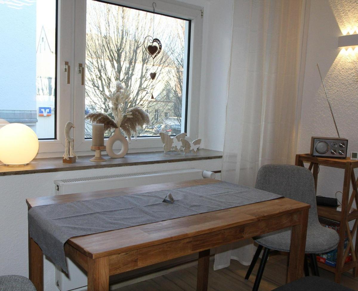 Ferienwohnung-Hahnenstrasse - Housity