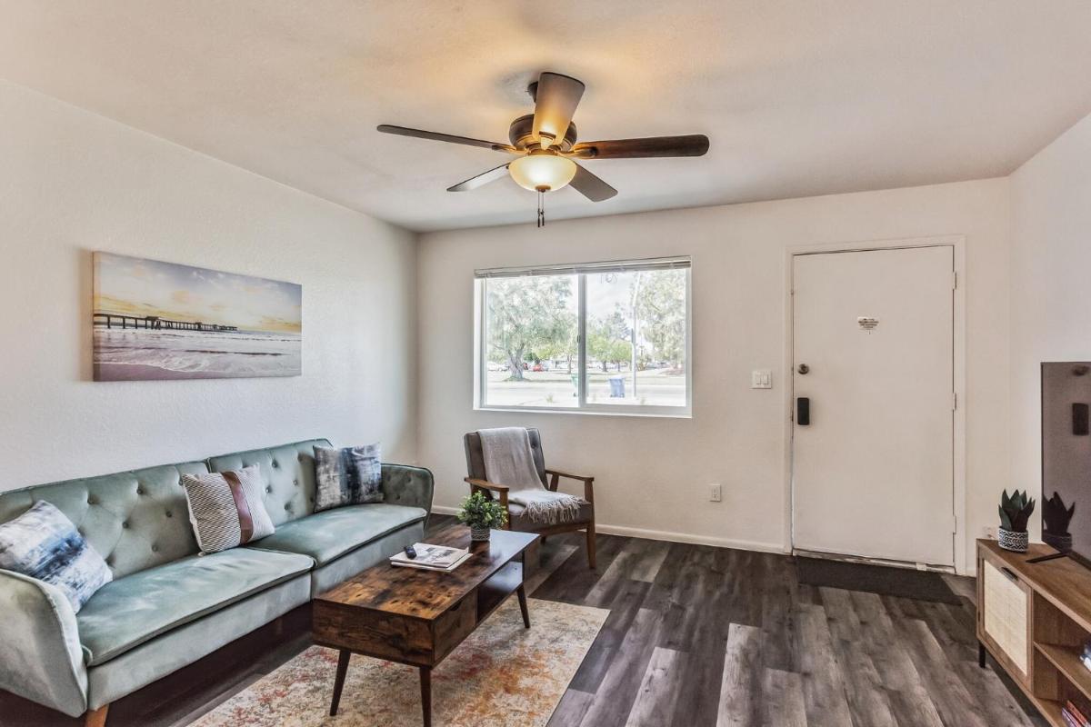 Updated Condo in Mesa - Close to Sky Harbor and ASU - Housity