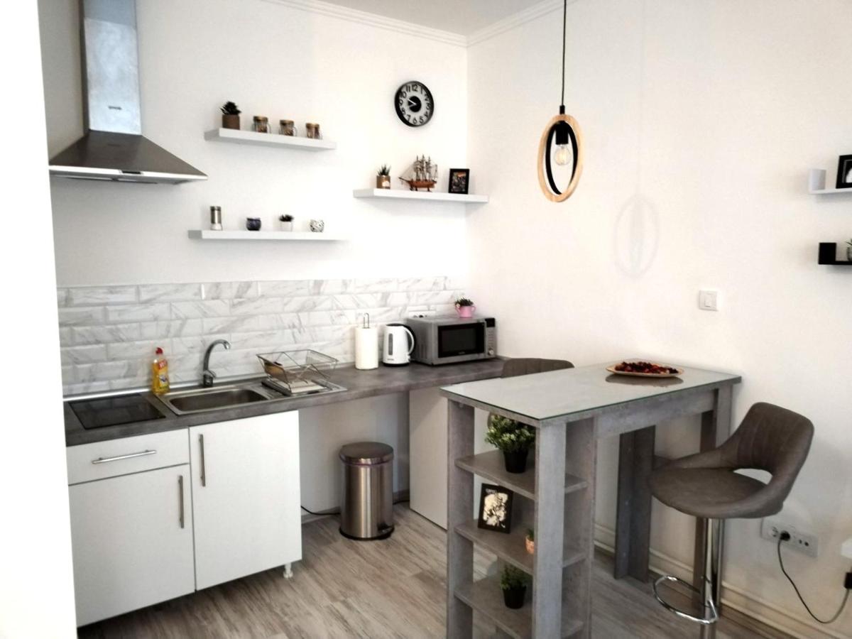 Vajda Apartments - Housity