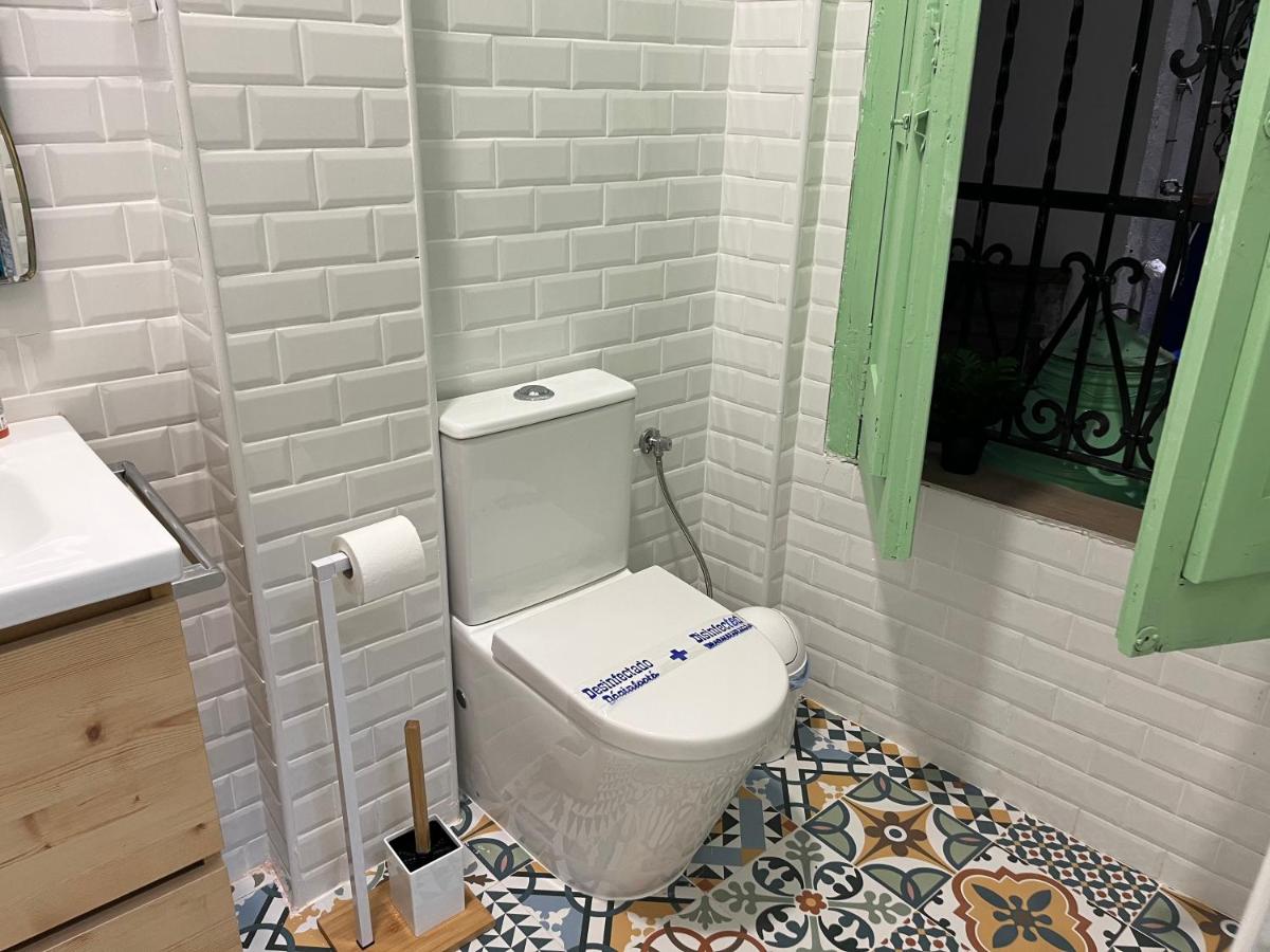 Alzira bonita Habitación verde con baño privado - Housity