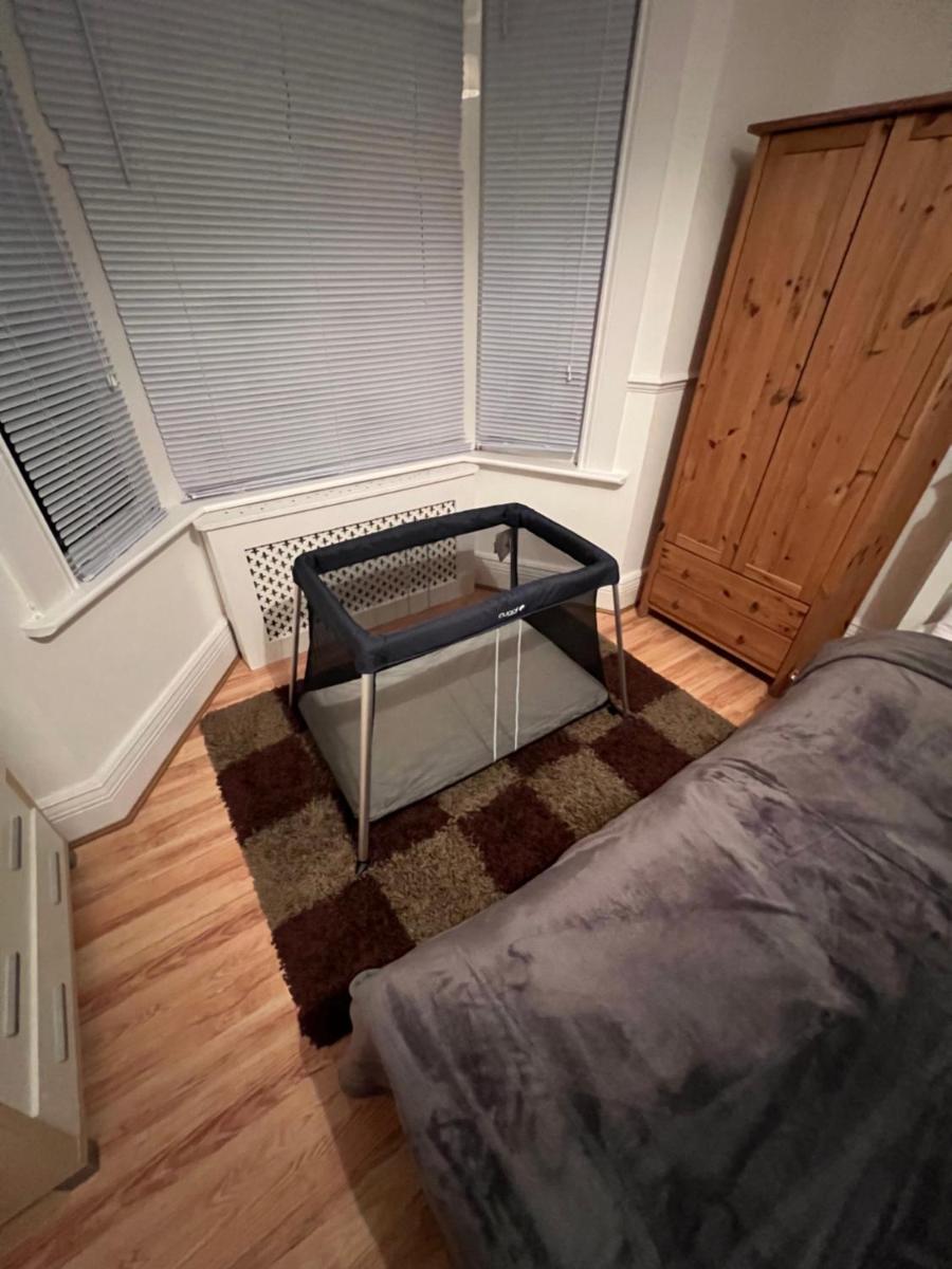 Entire Luxury 4 Bedroom Victorian House with 2 en-suite rooms - Forest Hill, London - Housity