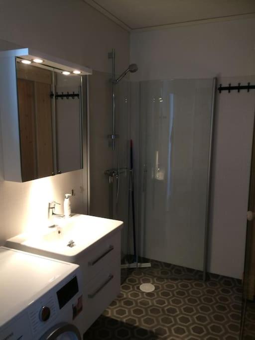 Björnrike Vemdalen. Mitt i backen - Housity