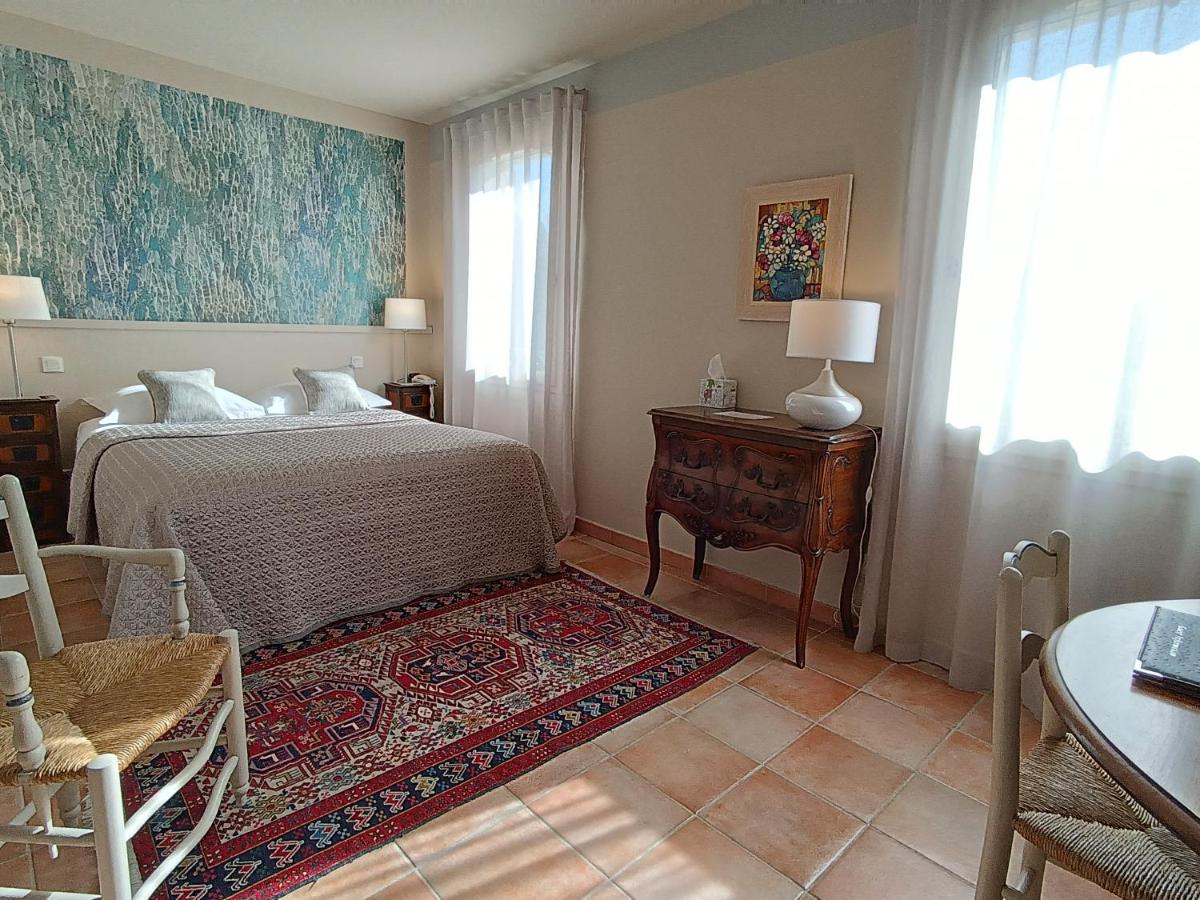 Hôtel La Bastide d'Iris - Housity