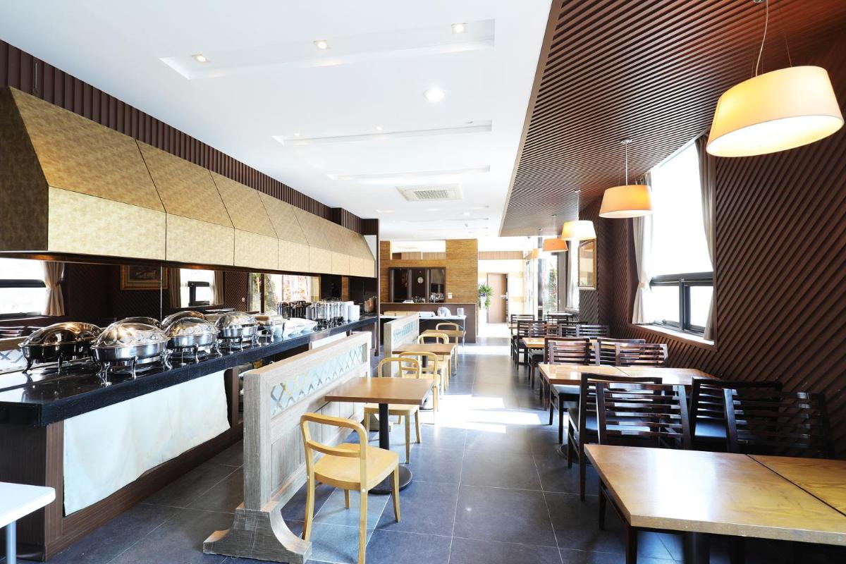 Suitetrails - Incheon Wolmido Dubai Tourist Hotel