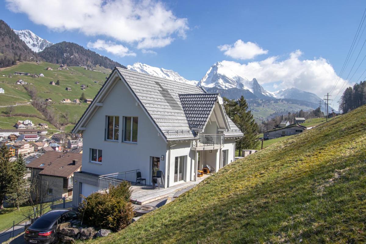 New Chalet with breathtaking views! - Housity