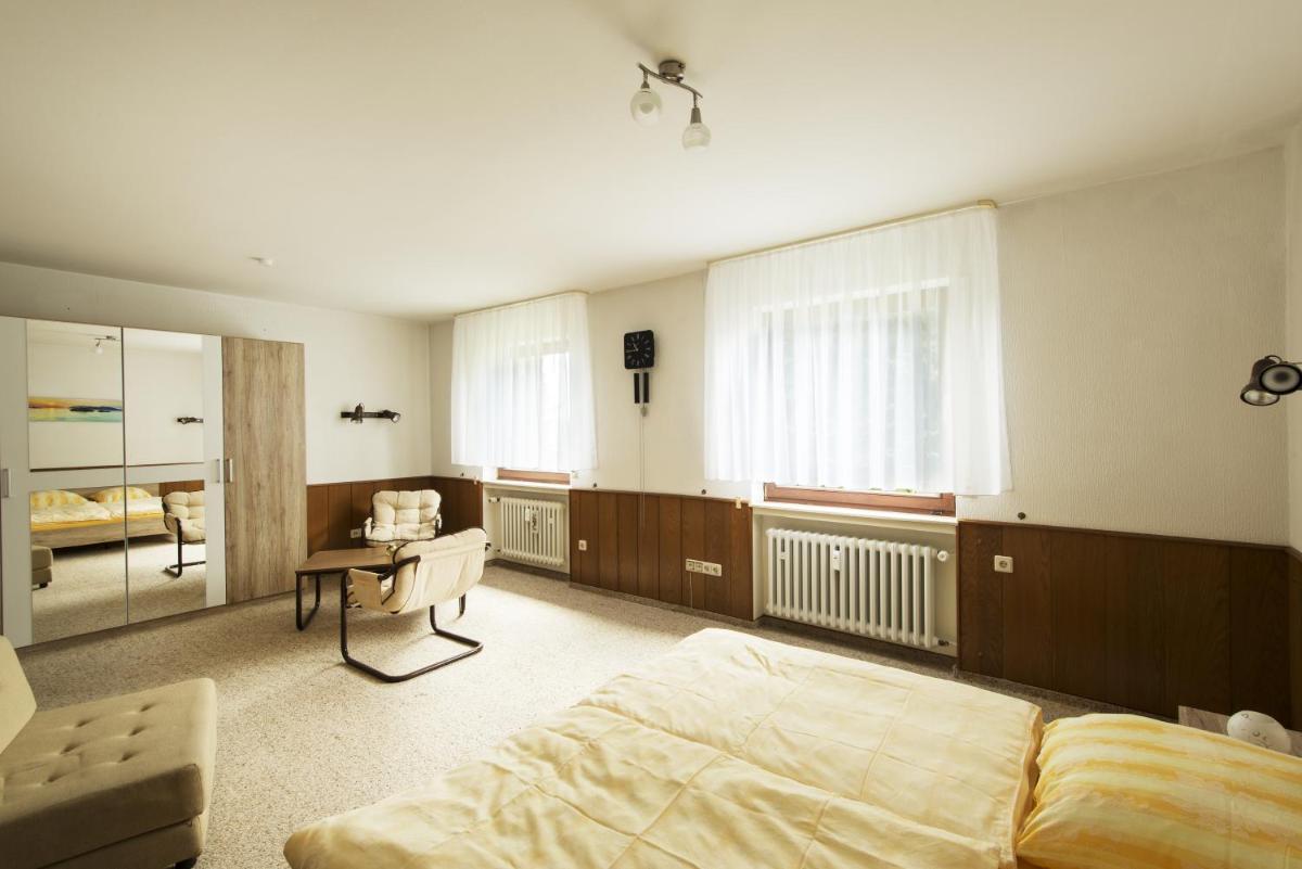 Ferienwohnungen Casa Ri(e)sig - Housity