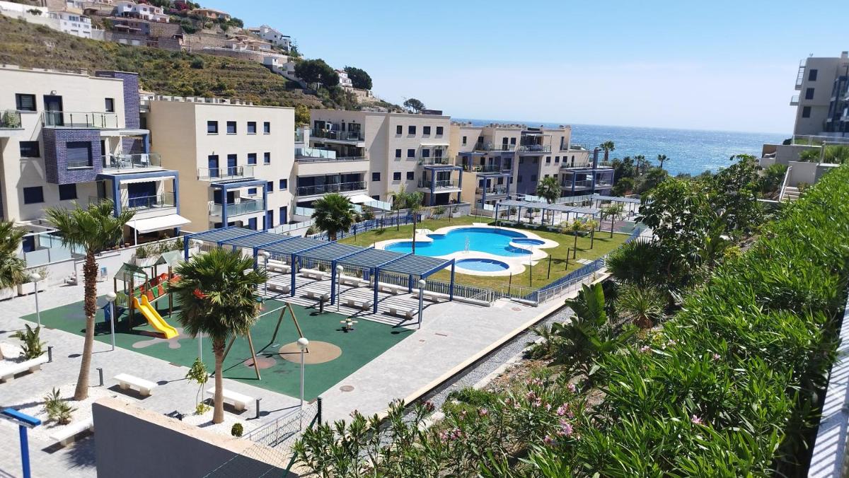 Vistas al Mar y parking gratis - Housity