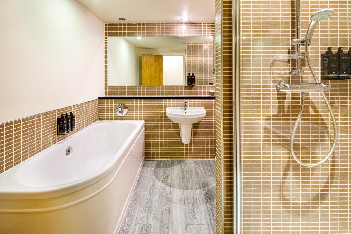 Mercure Sheffield Parkway - Housity