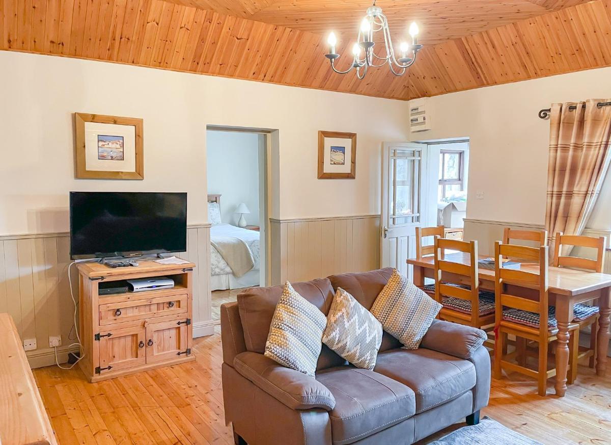 Clydagh Lodge - Housity