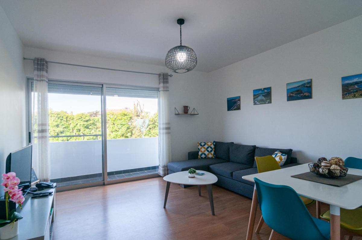 Island Jewel - Housity
