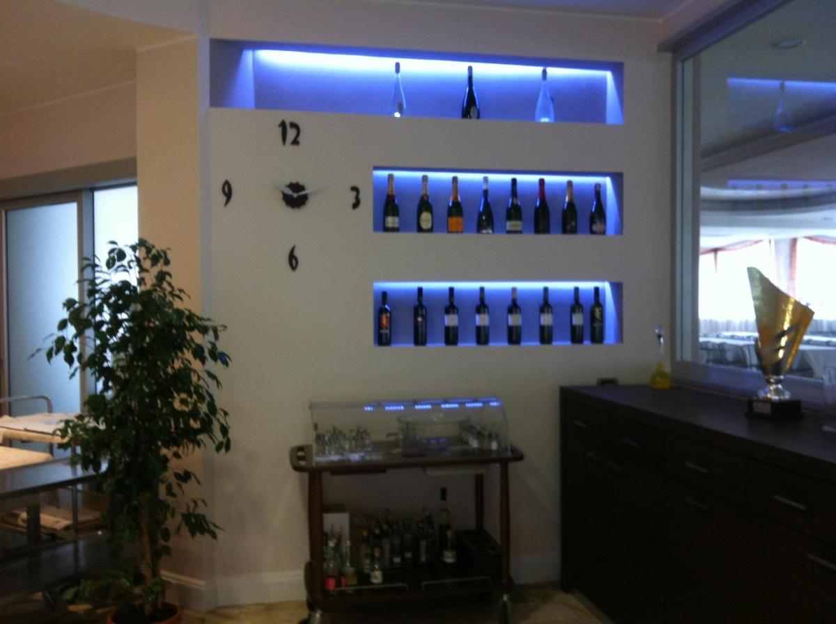 Hotel Ristorante Sbranetta - Housity