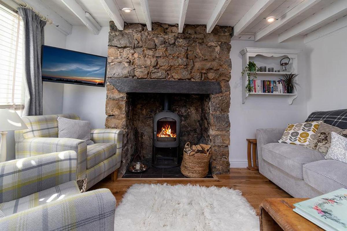 Red Robin Cottage - Housity