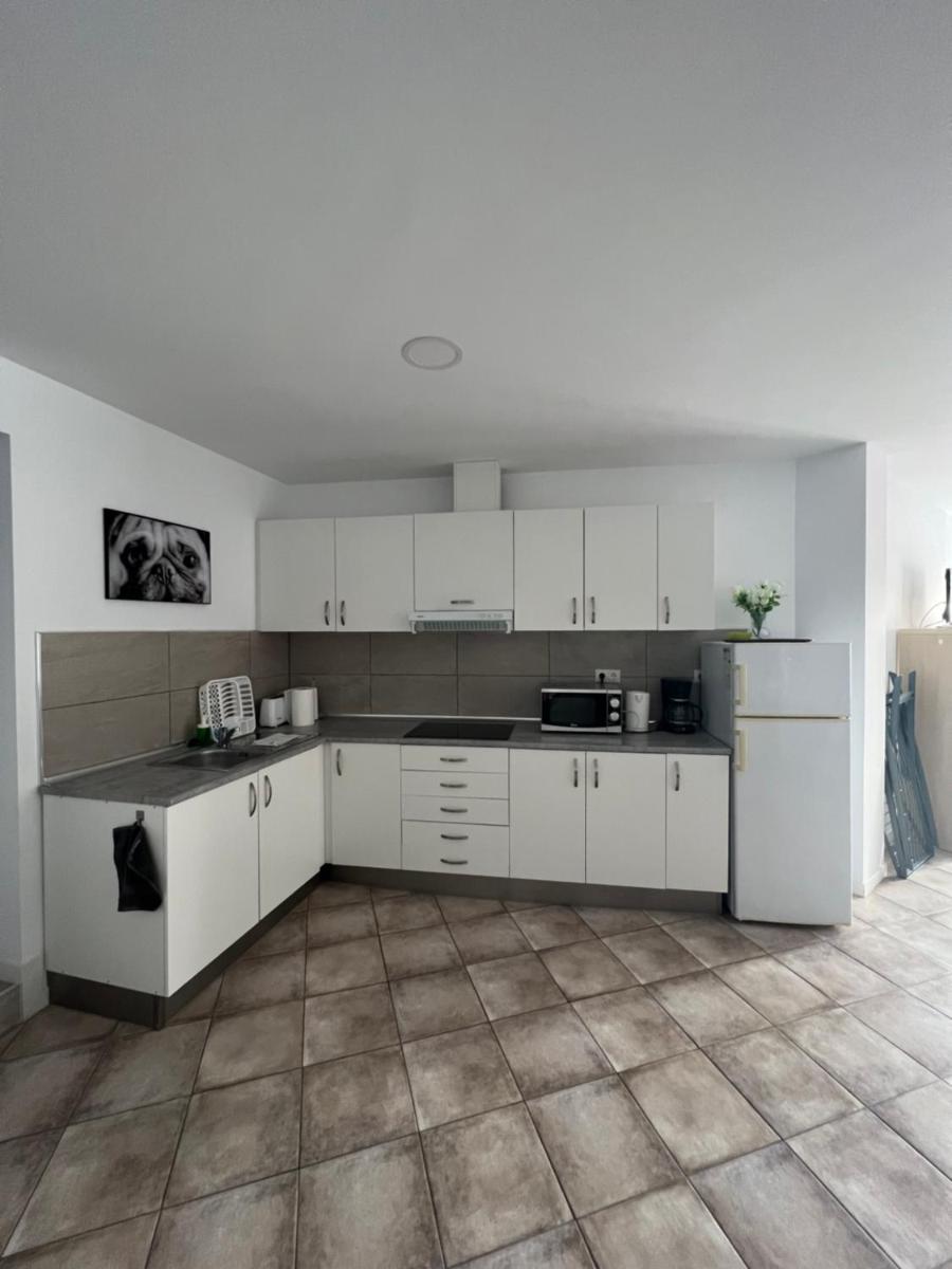 Suitetrails - San Agustin apartments , close to the BEACH, with pool!